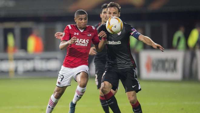 欧冠杯｜ 提前一轮锁定前二名 红军 巴塞携手闯16强.