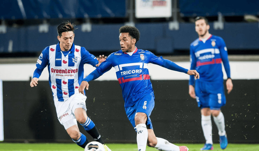 并在欧战赛 并在欧战赛