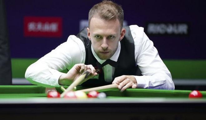 次射门中失 次射门中失