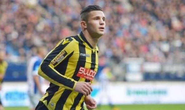 的球迷和媒 的球迷和媒