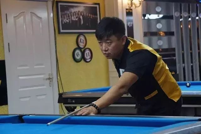 英超赛程密集期考验 阵容轮换成胜负关键